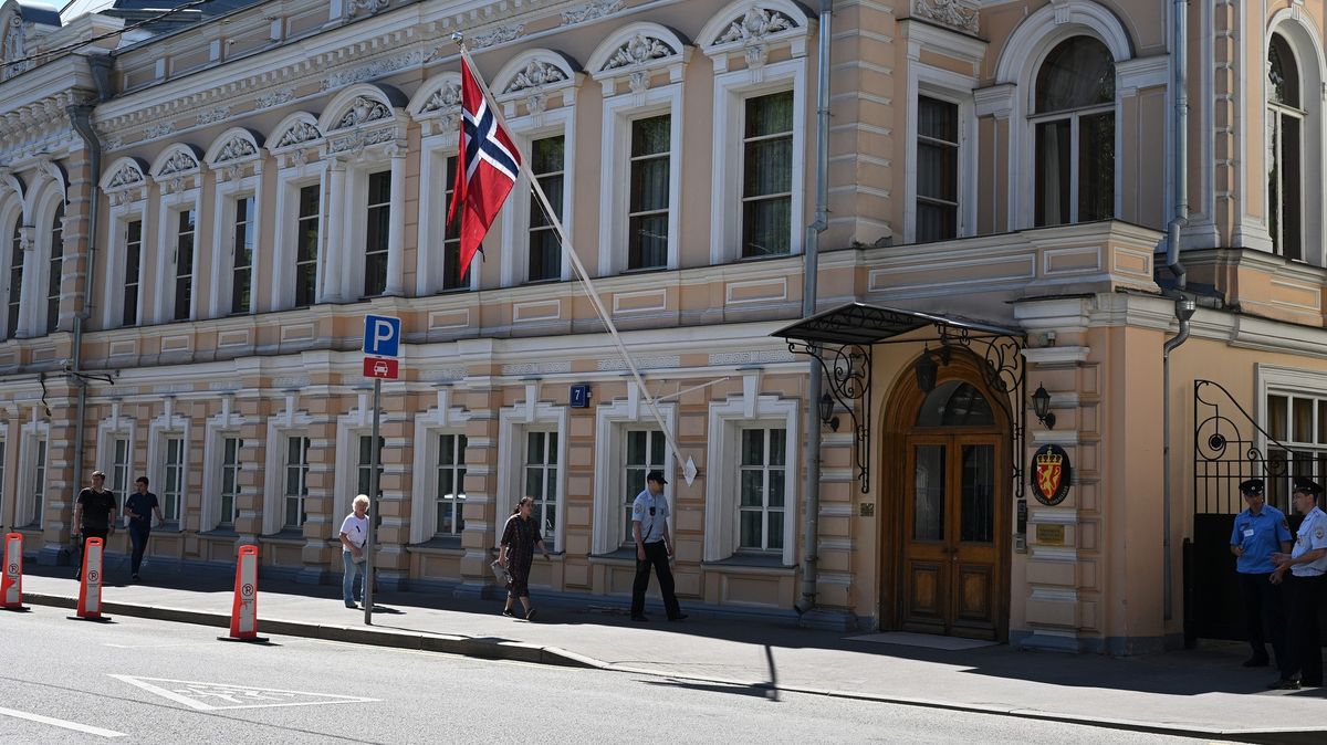 Rusko vyhostilo deset norských diplomatů